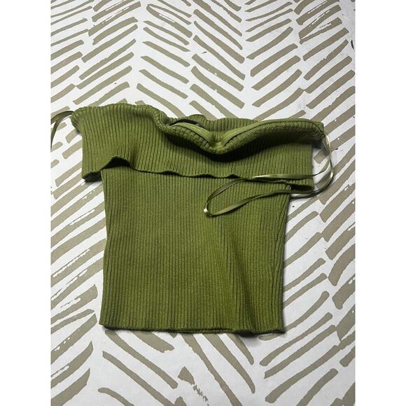 White fox knitted green tube top size small - Picture 3 of 3